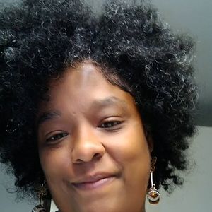 Meet your Posher, Marsha